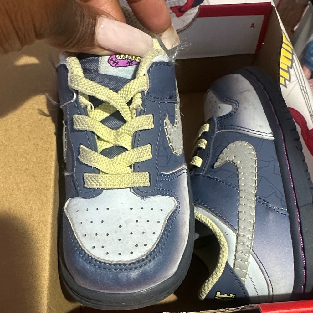 Nike Kids Blue and Cream Sneakers